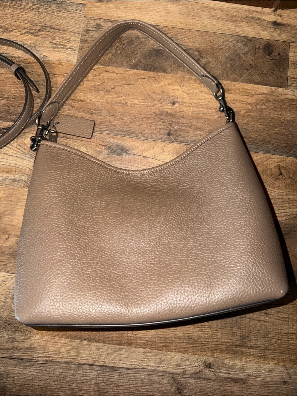 Coach Purse - Picture 6 of 9